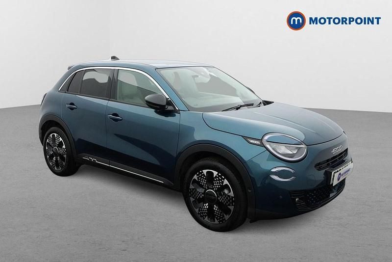 Green Used 2024 Fiat 600 La Prima Hatchback | £19,399 (Good price) - Image 1/4