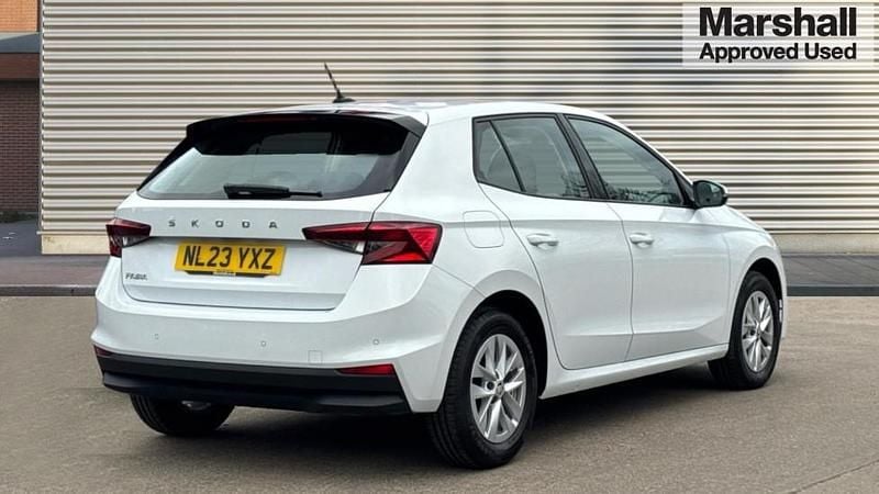 Used Skoda Fabia Comfort 80 HP (58 kW) 2023 White Hatchback