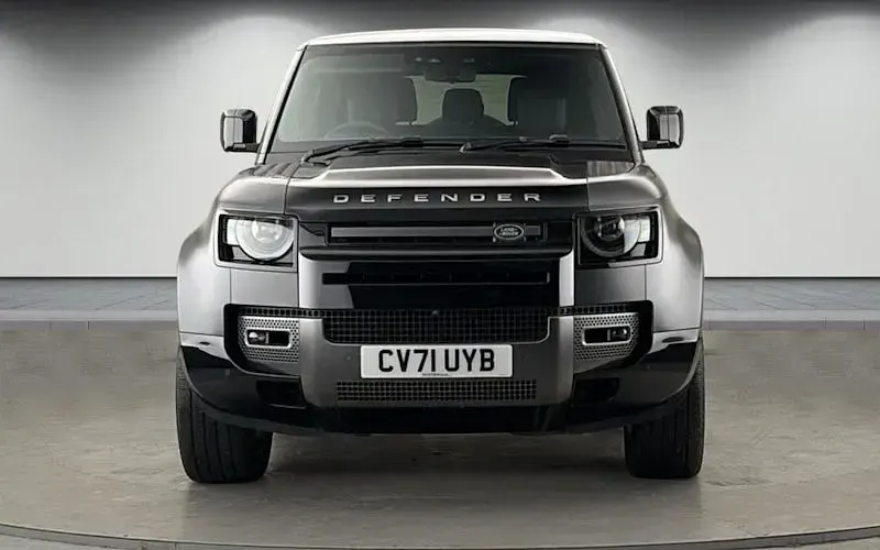 Used Land Rover Defender Carpathian Edition 525 HP (386 kW) 2023 SUV