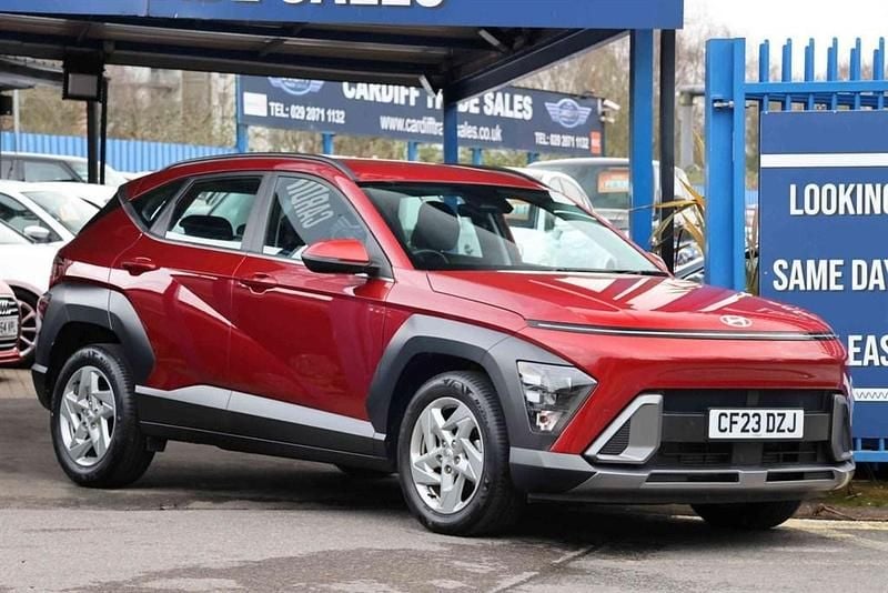 Used Hyundai Kona Advanced 120 HP (88 kW) 2023 Red SUV