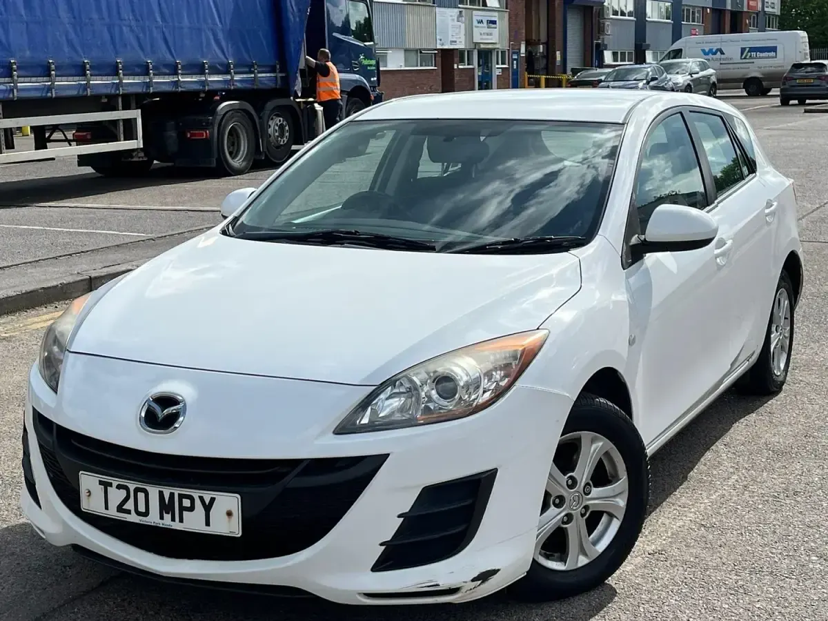 Usado Mazda 3 2011 Branco Citadino