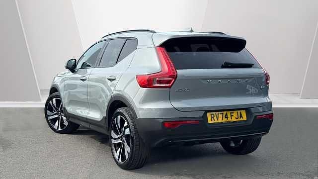 Used Volvo XC40 Plus 194 HP (142 kW) 2025 SUV