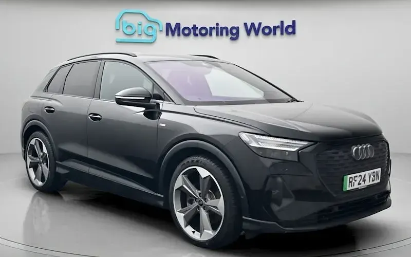 Gebraucht Audi Q4 e-tron Black Edition 210 kW (286 PS) 2026 SUV