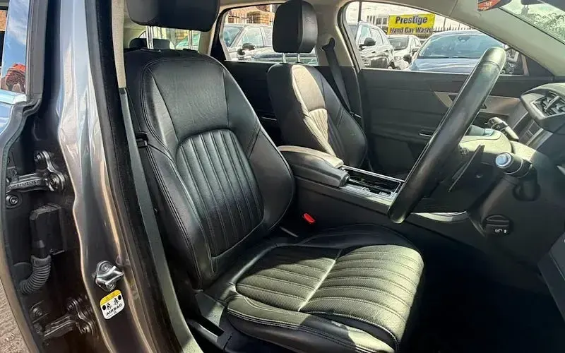 Used Jaguar XF Portfolio 250 HP (183 kW) 2019 Grey Sedan