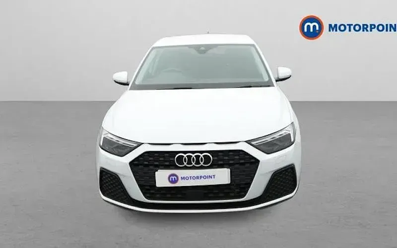 Used Audi A1 Sportback 110 HP (80 kW) 2023 White Hatchback