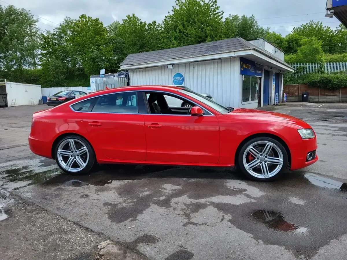 Używany Audi A5 S-Line 170 KM (125 kW) 2010 Czerwony Coupe