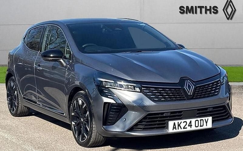 Used Renault Clio V Techno 143 HP (105 kW) 2024 Shadow grey  Hatchback