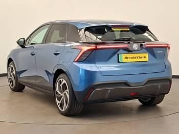 New MG MG4 EV 2026 Blue Hatchback