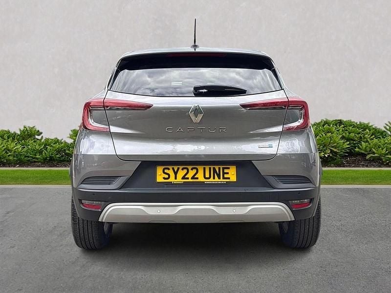 Used Renault Captur Iconic 145 HP (106 kW) 2022 Grey SUV