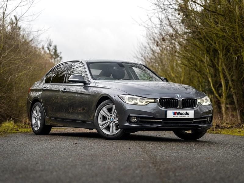Used BMW 318 Sport Line 2018 Grey Sedan