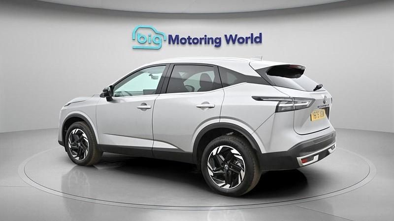 New Nissan Qashqai N-Connecta 158 HP (116 kW) 2025 Silver SUV