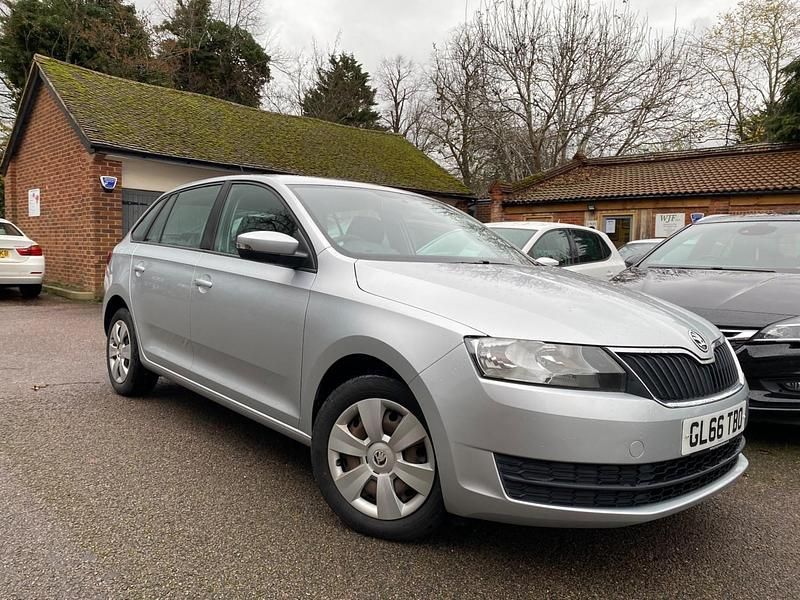 Silver Used 2016 Skoda Rapid Hatchback | £6,680 (Fair price) - Image 1/4