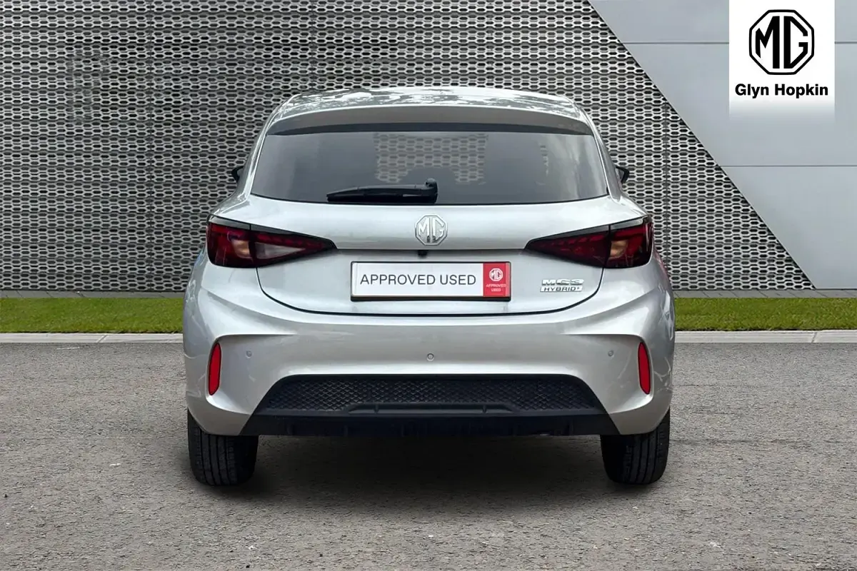 Used MG MG3 Trophy 194 HP (142 kW) 2025 Silver Hatchback
