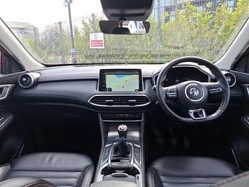 Used MG HS Trophy 162 HP (119 kW) 2024 Red SUV