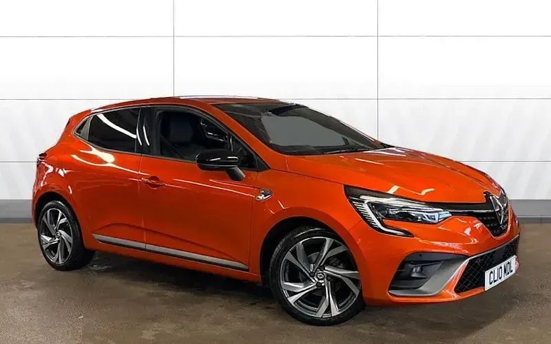 Used Renault Clio RS Line 90 HP (66 kW) 2023 Hatchback