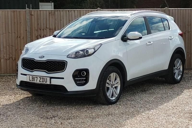 White Used 2017 Kia Sportage 2 SUV | £8,100 (Good price) - Image 1/1