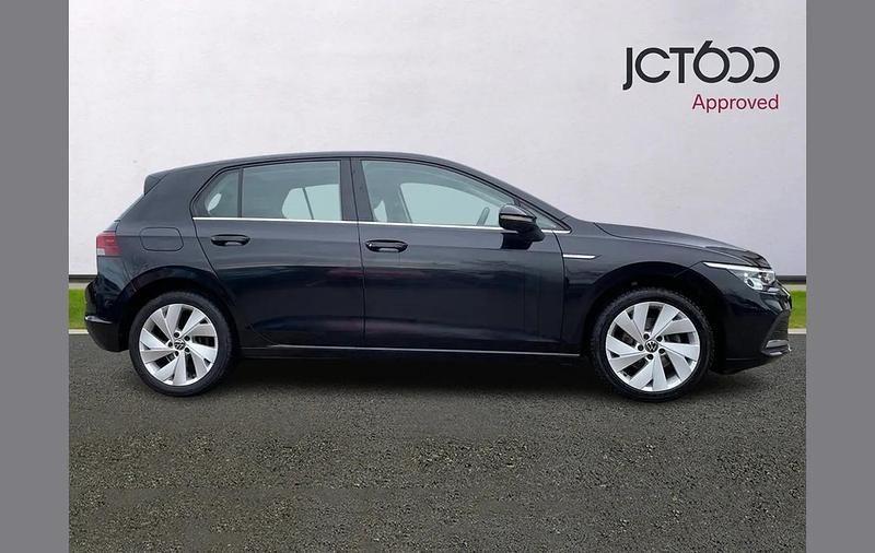 Used VW Golf VIII Style 147 HP (108 kW) 2020 Black Hatchback