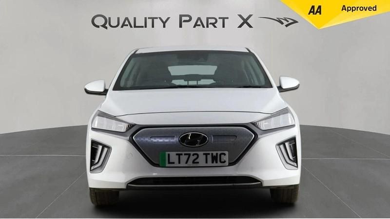Used Hyundai Ioniq Premium 100 kW (136 HP) 2022 White Hatchback