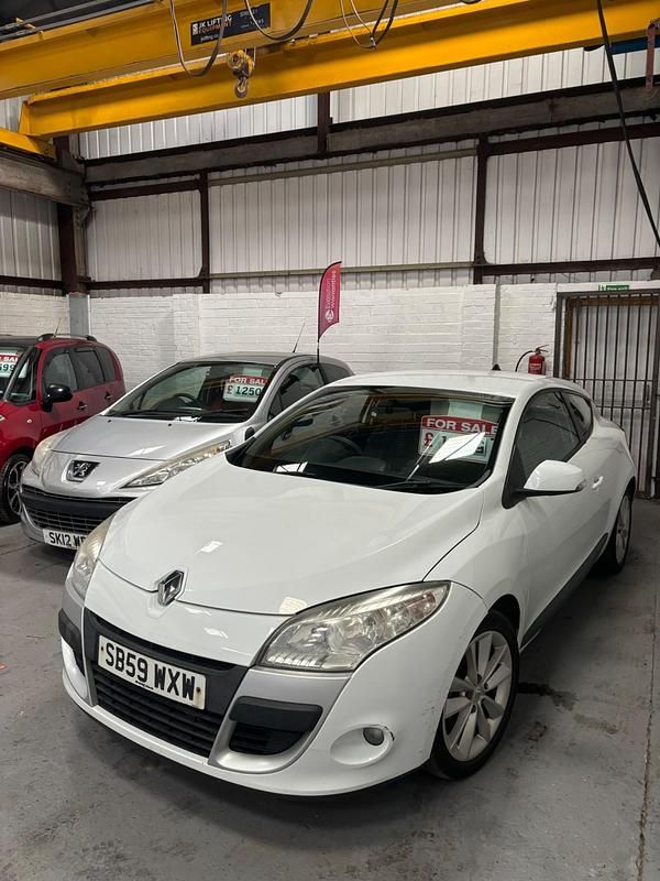Used Renault Mégane Coupé Expression 2010 White Coupe