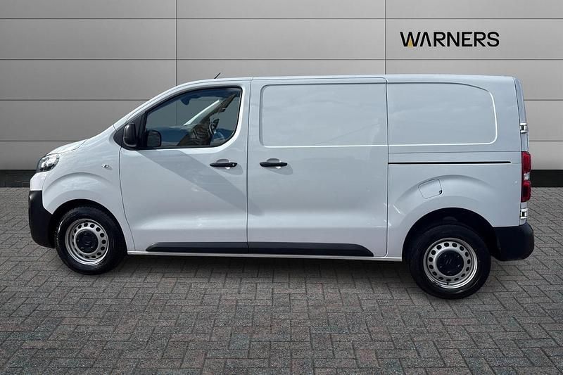 Usado Citroën Dispatch 101 HP (74 kW) 2023 Branco Monovolume