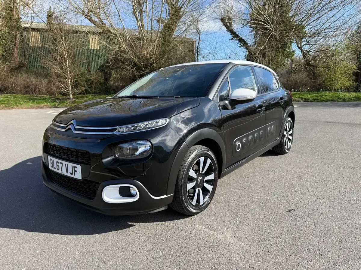 Used Citroën C3 Flair 100 HP (73 kW) 2017 Black Hatchback