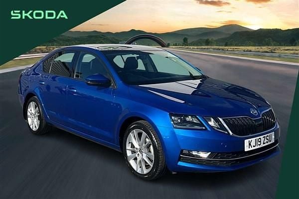 Blue Used 2019 Skoda Octavia SE L Hatchback | £14,750 (Fair price) - Image 1/4