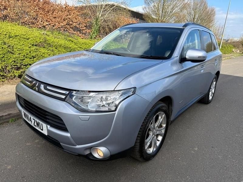 Used Mitsubishi Outlander 2014 Sterling silver SUV