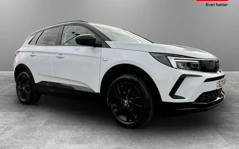 Used Vauxhall Grandland X S 131 HP (96 kW) 2024 SUV