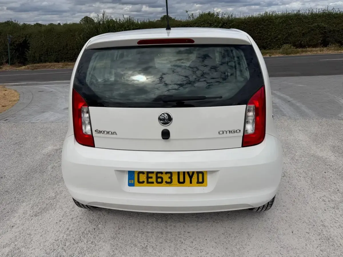 Used Skoda Citigo 2013 White Hatchback
