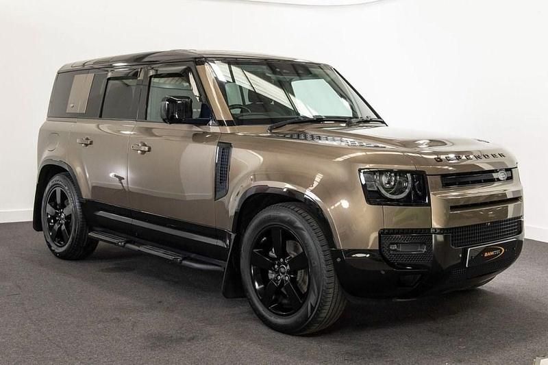 Used Land Rover Defender First Edition 240 HP (176 kW) 2020 Brown SUV