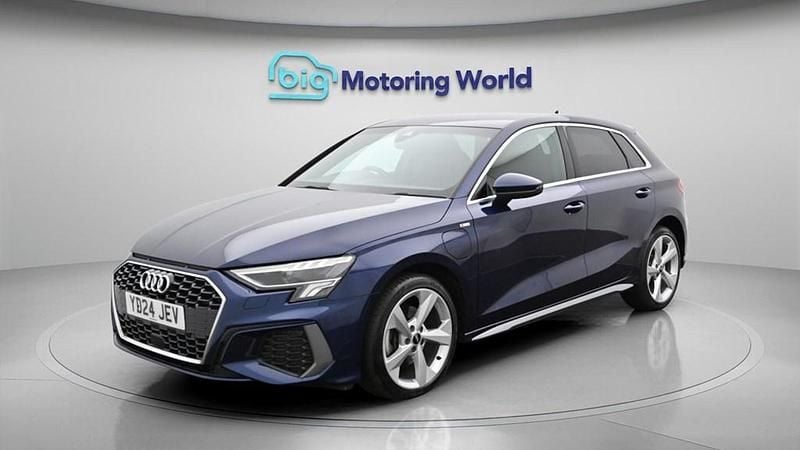 Used Audi A3 Sportback e-tron S-Line 204 HP (150 kW) 2024 Blue Hatchback