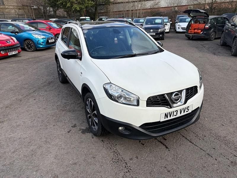 Used Nissan Qashqai 360º 130 HP (95 kW) 2013 White SUV