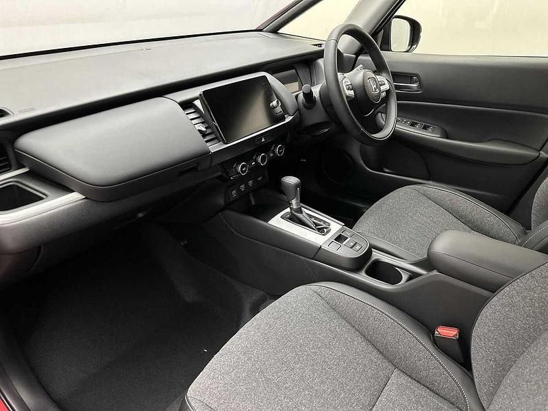 New Honda Jazz Advance 122 HP (89 kW) 2025 Premium crystal red Hatchback