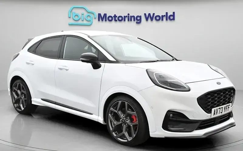 Begagnad Ford Puma ST 170 HK (125 kW) 2023 Vit SUV