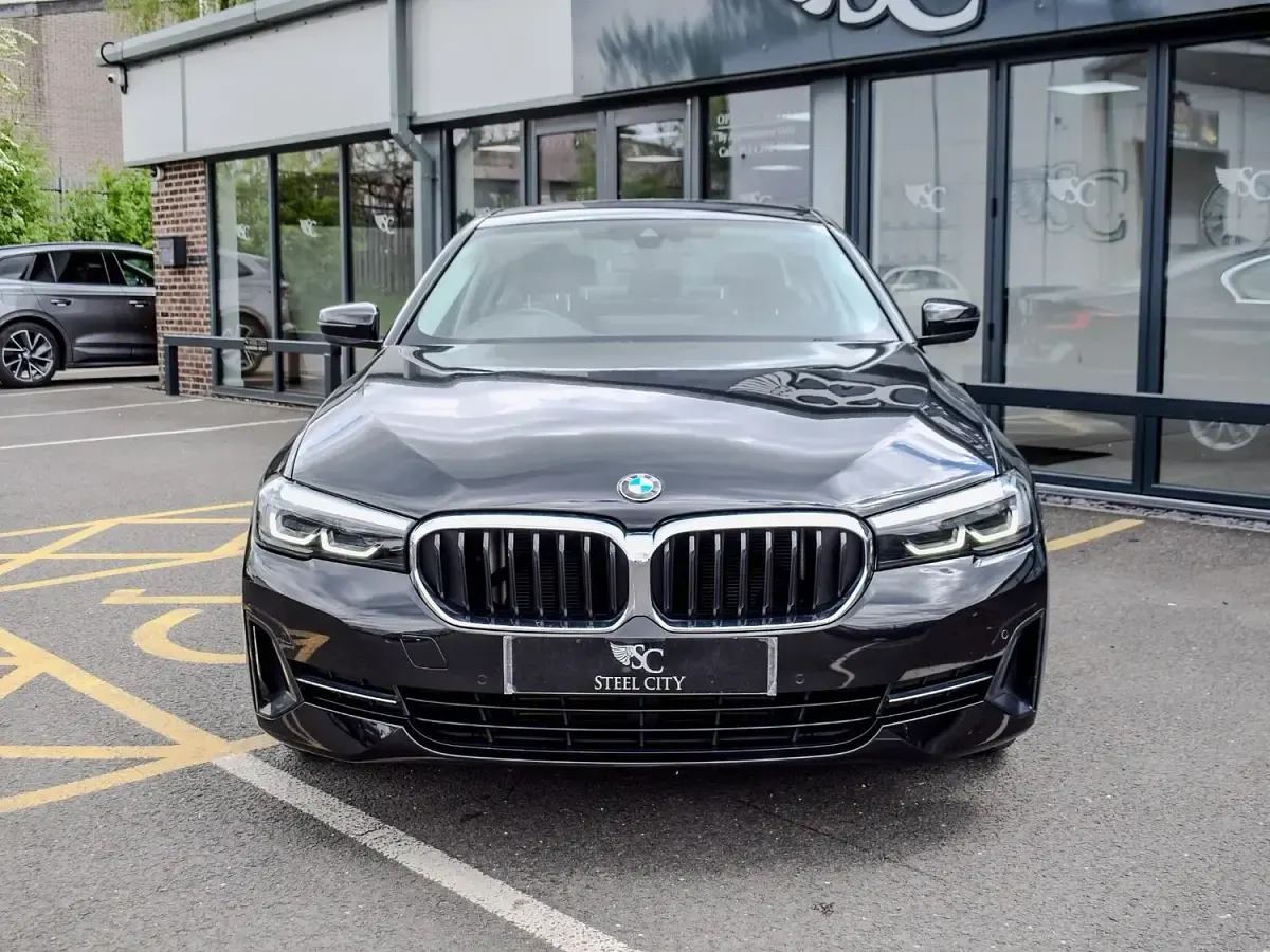 Used BMW 520 Comfort Edition 2021 Black Sedan