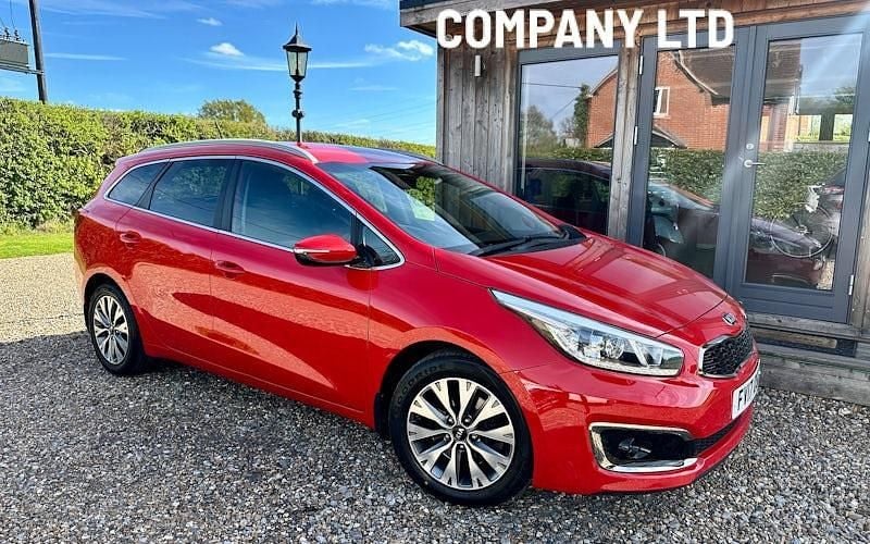 Used Kia Ceed Sportswagon 120 HP (88 kW) 2016 Red Estate