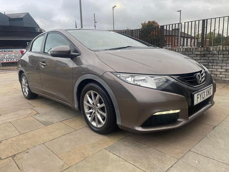 Brown Used 2013 Honda Civic SE Hatchback | £2,495 (Good price) - Image 1/4