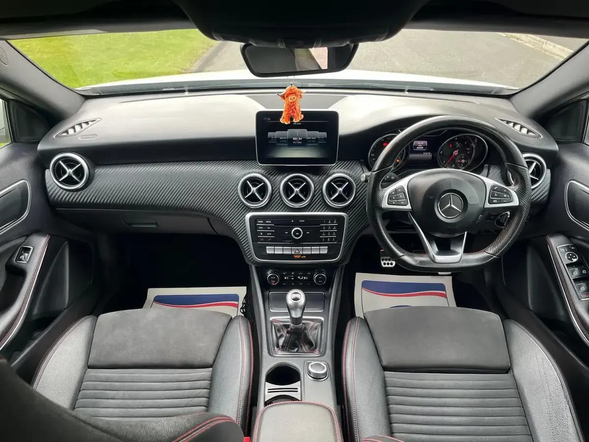 Used Mercedes A200 AMG line 136 HP (100 kW) 2016 White Hatchback