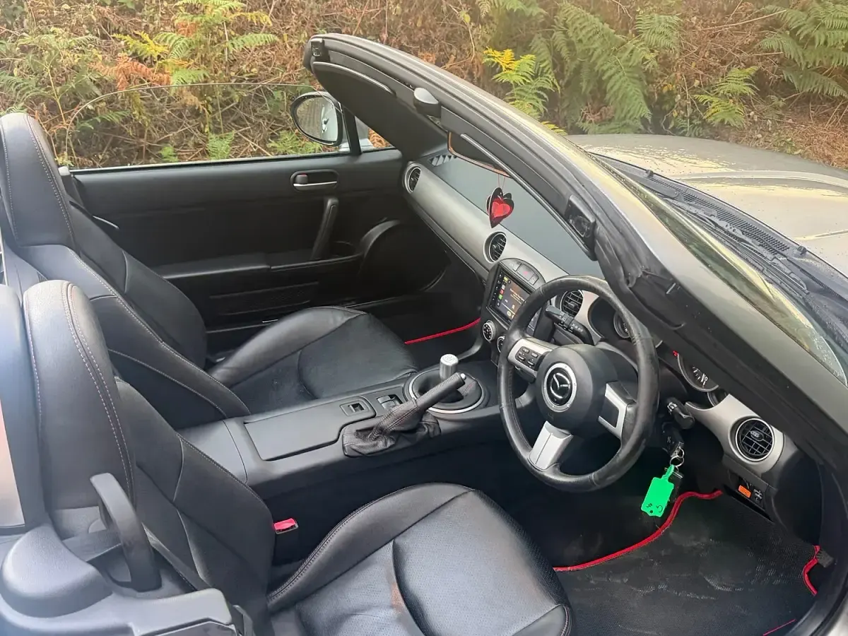 Used Mazda MX5 161 HP (118 kW) 2010 Silver Cabriolet