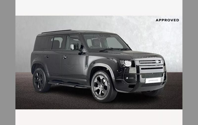 Santorini black Used 2025 Land Rover Defender HSE Dynamic SUV | £74,895 (Expensive) - Image 1/4