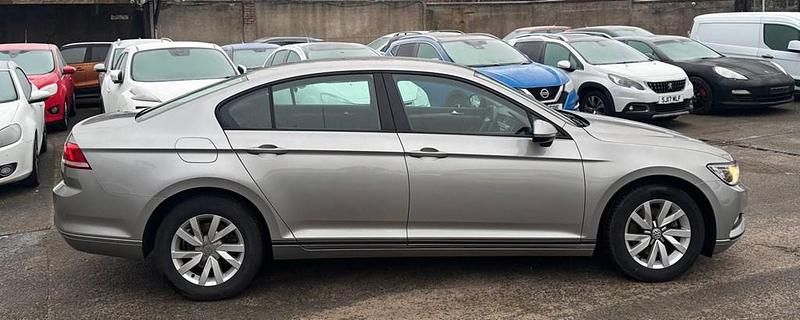 Begagnad VW Passat S 120 HK (88 kW) 2015 Silver Sedan