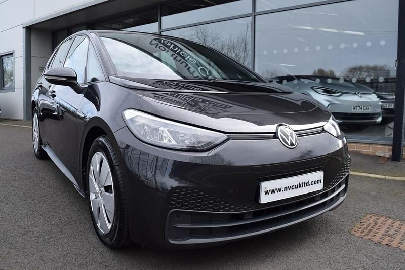 Used VW ID.3 Pro 106 kW (145 HP) 2023 Grey Hatchback