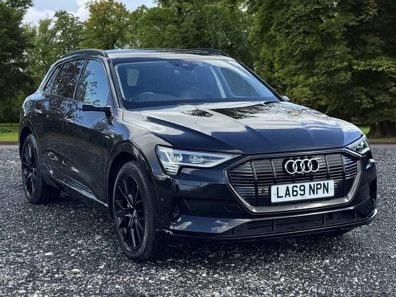 Black Used 2020 Audi e-tron Advanced SUV | £23,995 (A bit pricey) - Image 1/4