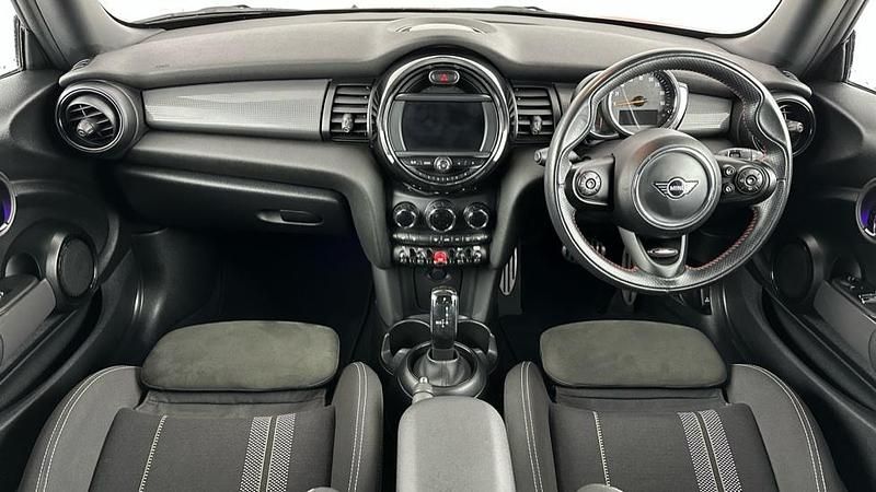 Used Mini Cooper Sport 136 HP (100 kW) 2019 Red Hatchback
