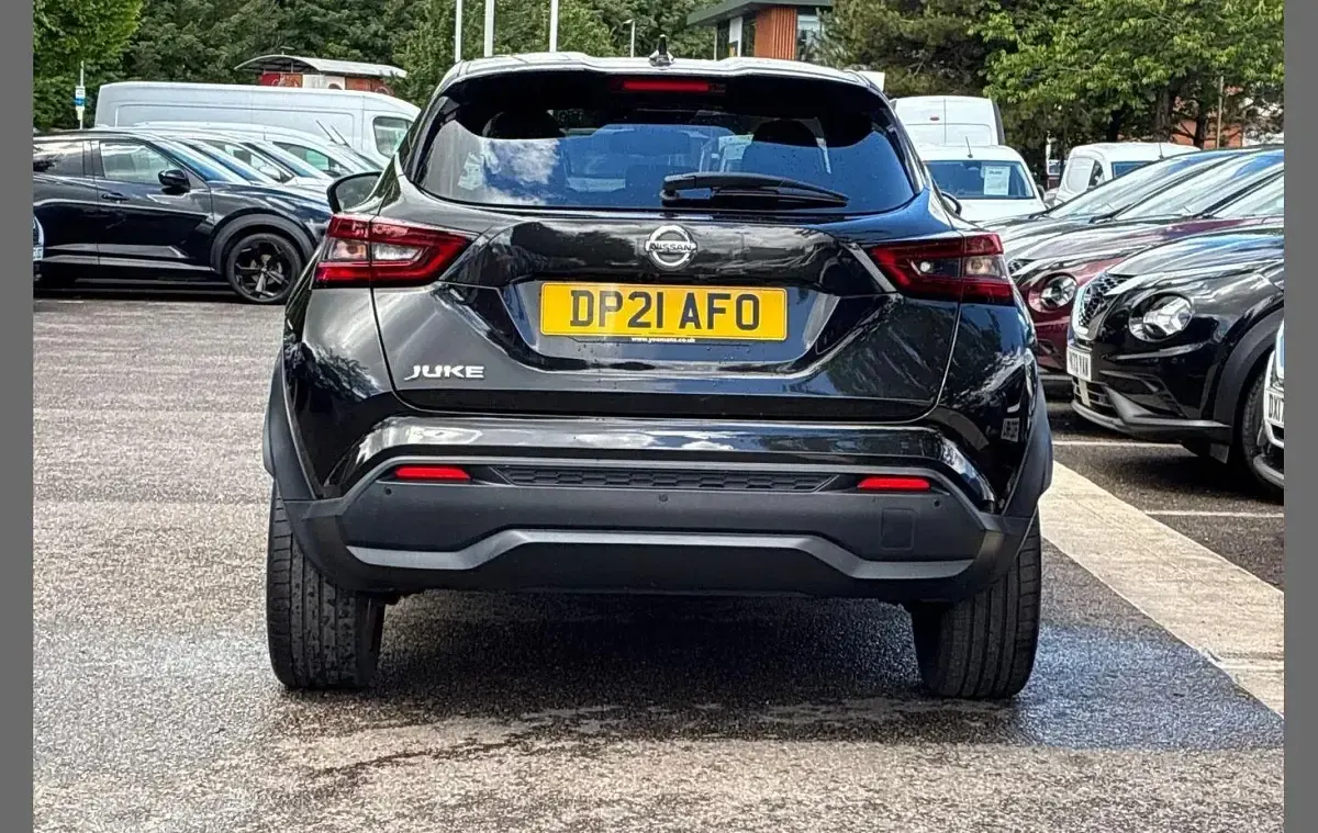 Used Nissan Juke Tekna 114 HP (83 kW) 2021 Black SUV