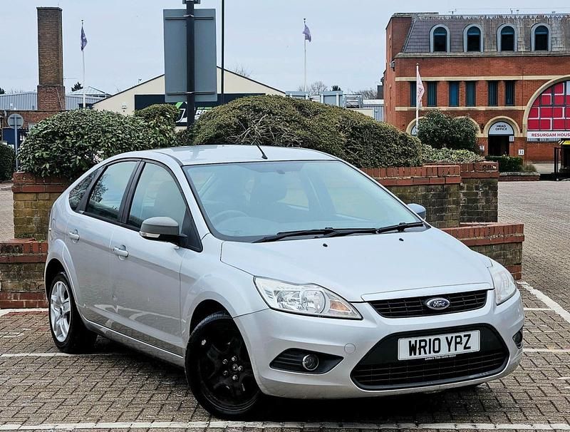 Silver Used 2010 Ford Focus Style Hatchback | £1,295 (Good price) - Image 1/4