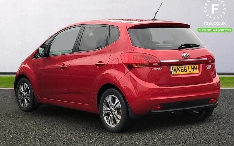 Used Kia Venga 128 HP (94 kW) 2018 Red Hatchback