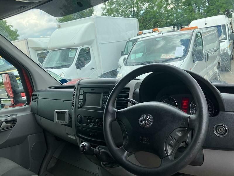 Used VW Crafter 109 HP (80 kW) 2015 Red Van