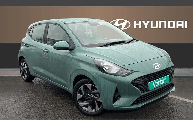 Green New 2025 Hyundai i10 Advanced Hatchback | £12,695 (Super price) - Image 1/4