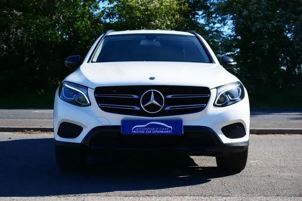 Usado Mercedes GLC250 Urban 2019 Branco Carrinha